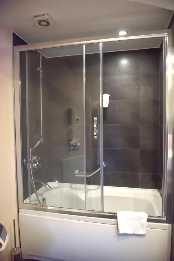 איסטמבול Denizati Plus Hotel מראה חיצוני תמונה